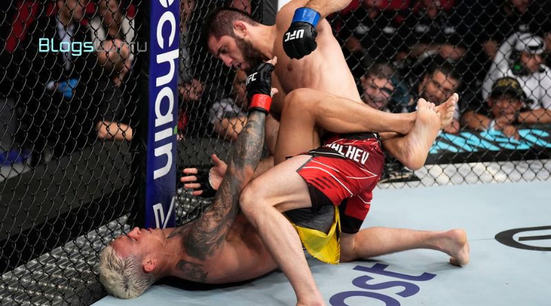 Islam Makhachev defeats Charles Oliveira by submission at UFC 280-2